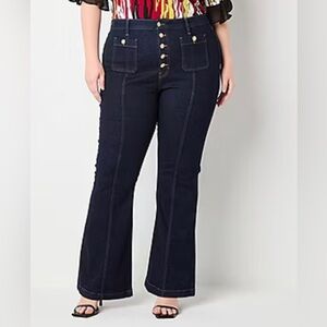 Bold Elements - Plus Womens Mid Rise Flare Leg Jean
Size 20 -NWT